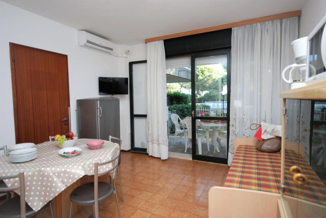 Residenza La Meridiana Lignano Sabbiadoro Ngoại thất bức ảnh